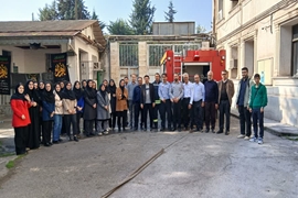 برگزاری مانور آتش‌نشانی در محوطه دانشکده بهداشت