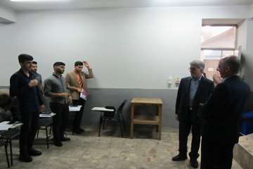 بازدید سرزده رئیس دانشگاه از دانشکده بهداشت