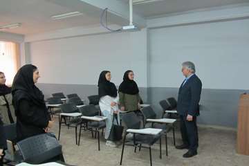 بازدید سرزده رئیس دانشگاه از دانشکده بهداشت