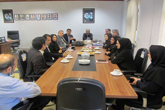 بازدید معاون آموزشی دانشگاه از دانشکده بهداشت 