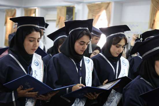 جشن دانش آموختگی ۸۶ نفر از دانشجویان رشته های بهداشت برگزارشد 